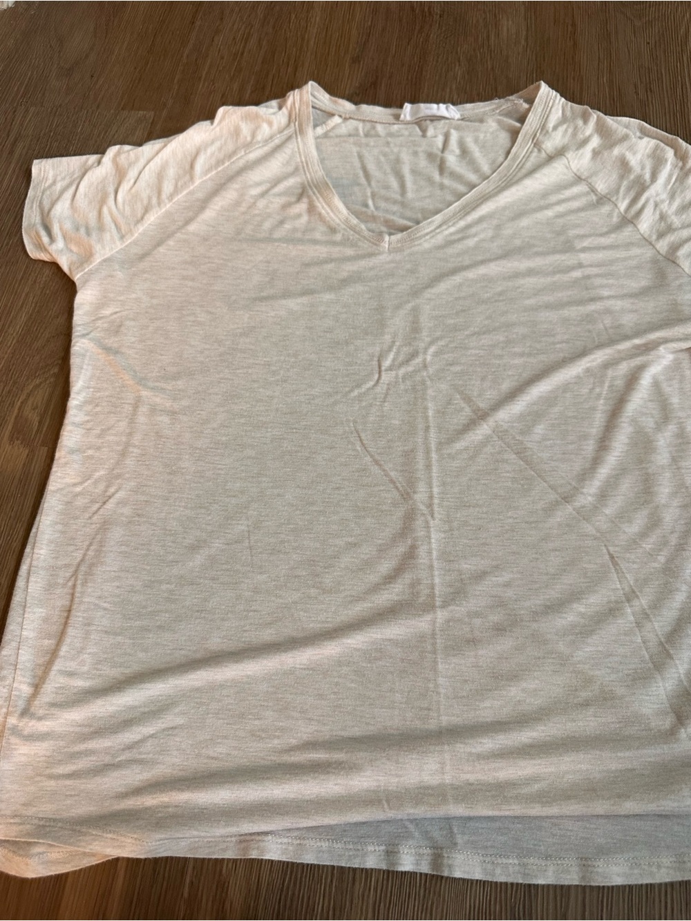 Double Zero Cream V-Neck Short Sleeve Tee